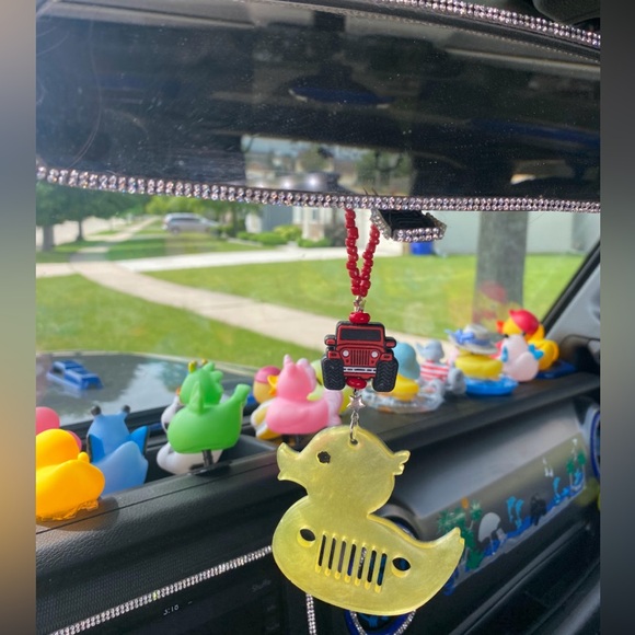 Handmade Resin Duck Jeep Rearview Mirror Charm- Keychain- Backpack - Purse Charm - Picture 4 of 7